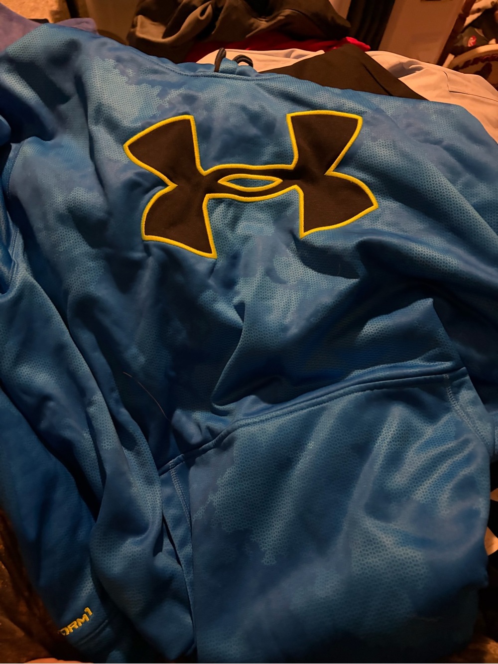 Under Armour men’s Blue Storm Hoodie